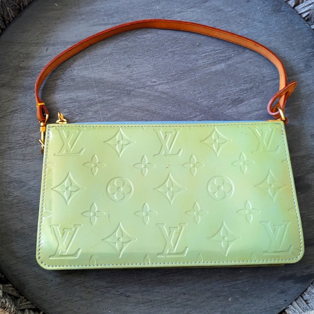 Louis Vuitton preloved green vernis blue gold Lexington pouchette bag patent